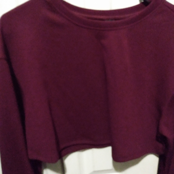 Shein burgundy cropped long sleeve size m - Picture 1 of 4
